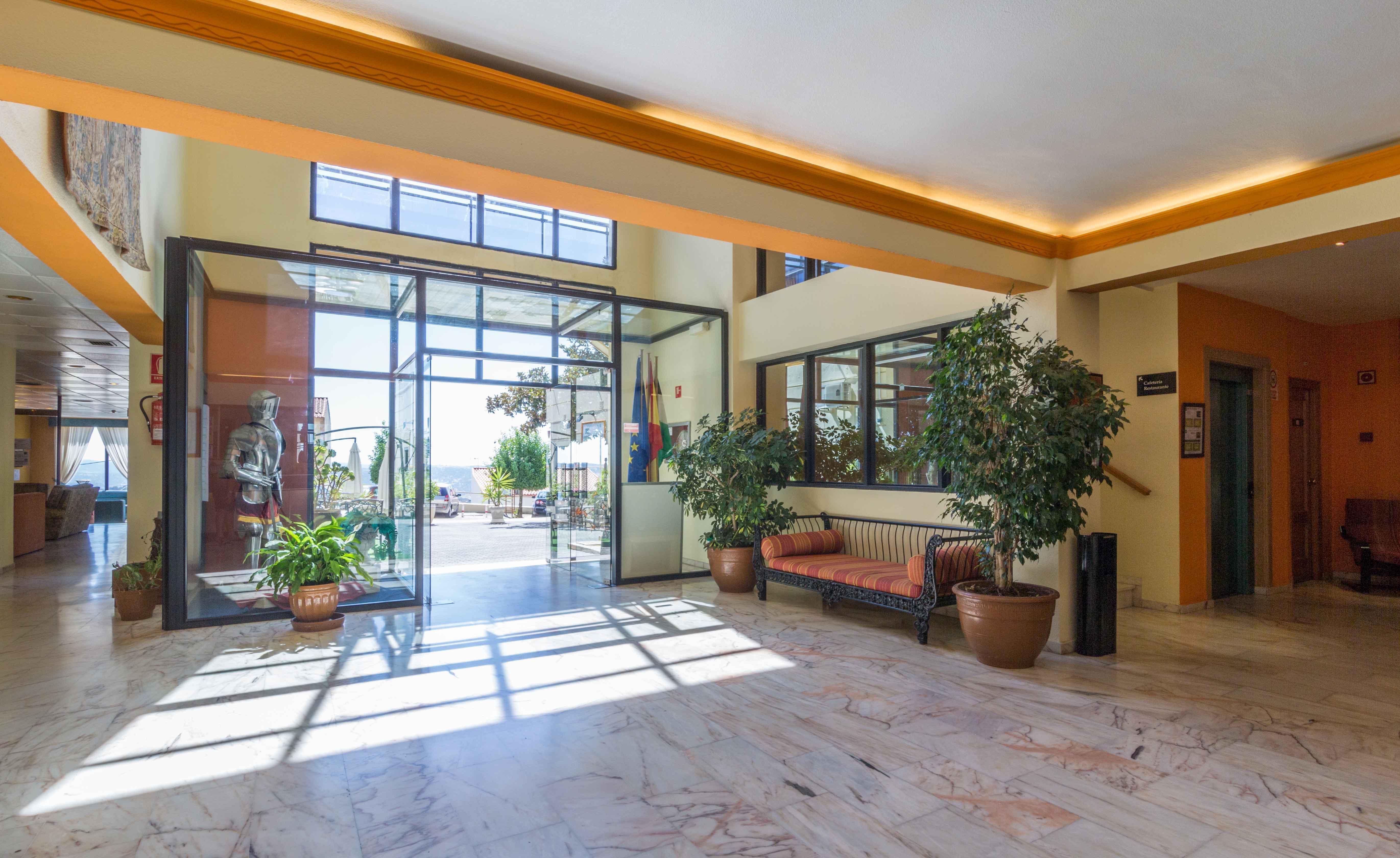 Hotel Los Templarios Jerez De Los Caballeros Luaran gambar