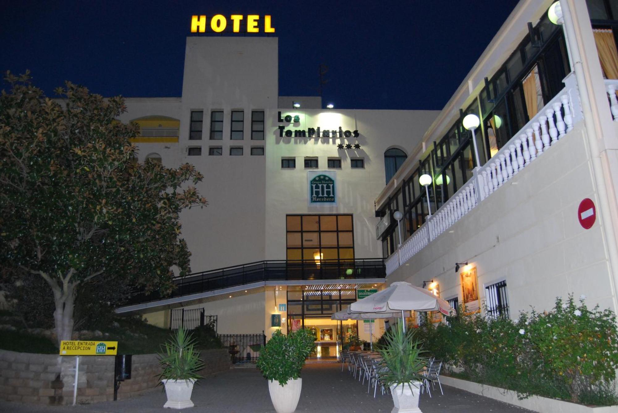 Hotel Los Templarios Jerez De Los Caballeros Luaran gambar